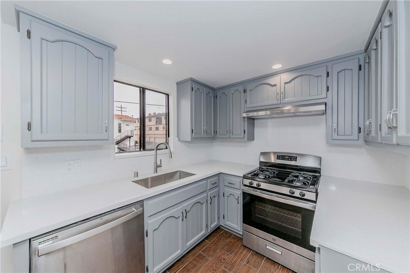 Don't miss this opportunity to own a beautifully maintained - photo 26