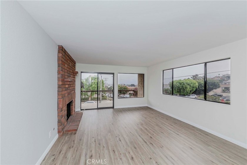 Don't miss this opportunity to own a beautifully maintained - photo 29