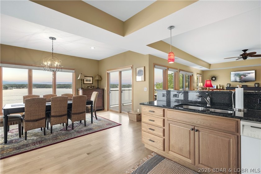 Experience the rare opportunity to own a stand-alone villa in - photo 12