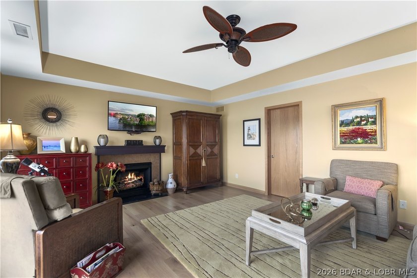 Experience the rare opportunity to own a stand-alone villa in - photo 18