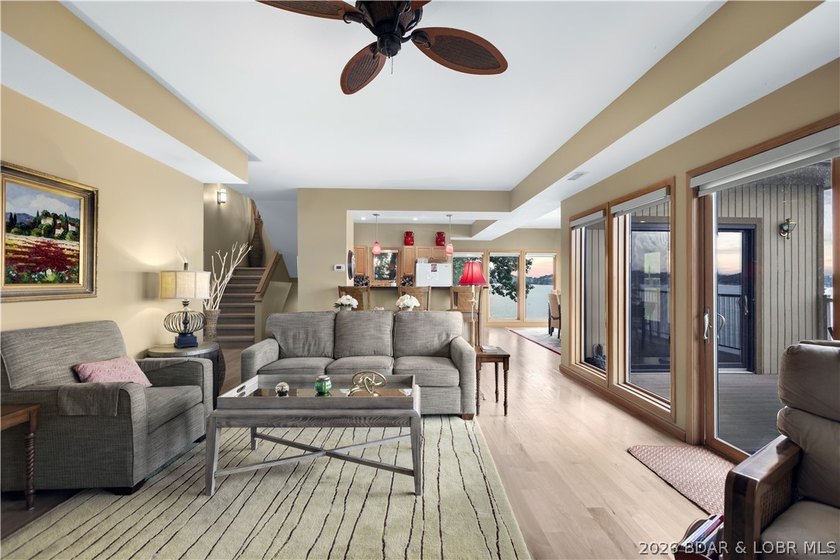 Experience the rare opportunity to own a stand-alone villa in - photo 20
