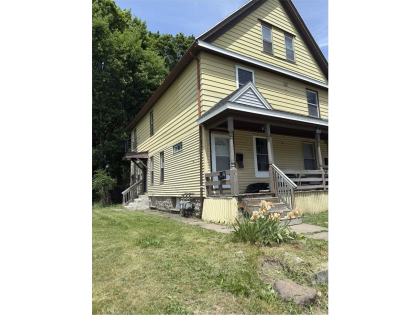 Three unit investment property at 54 to 56 Avenue C in - photo 2