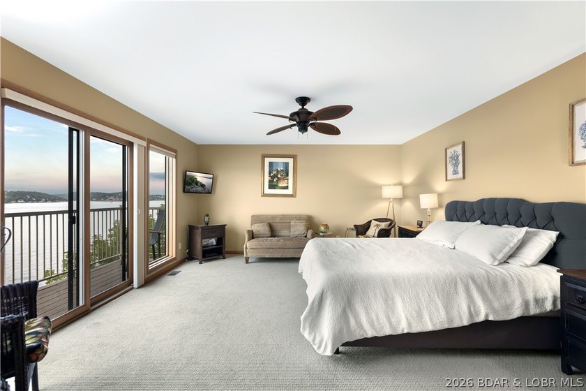 Experience the rare opportunity to own a stand-alone villa in - photo 28