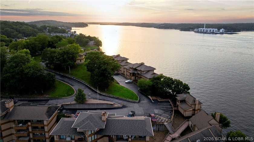 Experience the rare opportunity to own a stand-alone villa in - photo 50