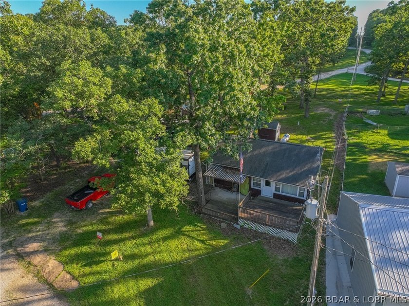 lakeview getaway in the heart of Gravois Mills! This 1-bedroom - photo 4