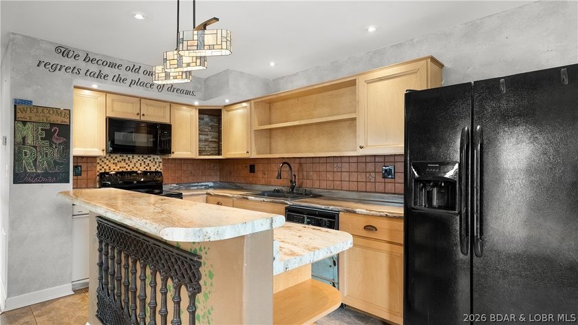 Check out that View! This beautifully maintained 3-bedroom - photo 7