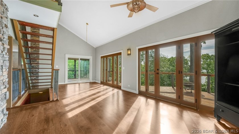 Check out that View! This beautifully maintained 3-bedroom - photo 10