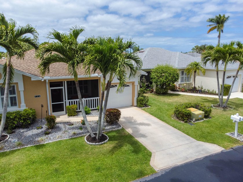 A gorgeous, well-maintained home nestled in the Isle of San - photo 4