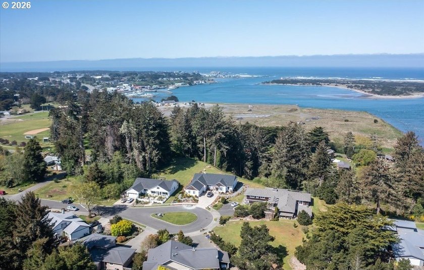Beautiful .39-acre lot at the end-of-cul-de-sac in Pacific - photo 6