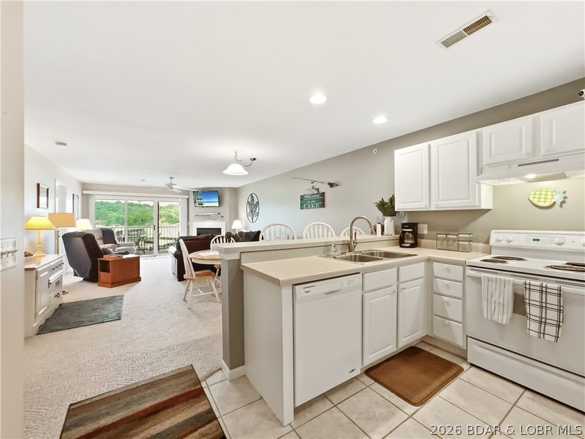THIS ONE HAS IT ALL! This well-appointed lakefront unit is a - photo 11
