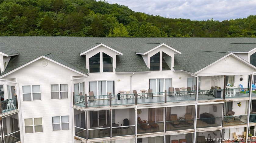 Rare DOUBLE condo offering 3,495 sq ft of lake living! This - photo 5