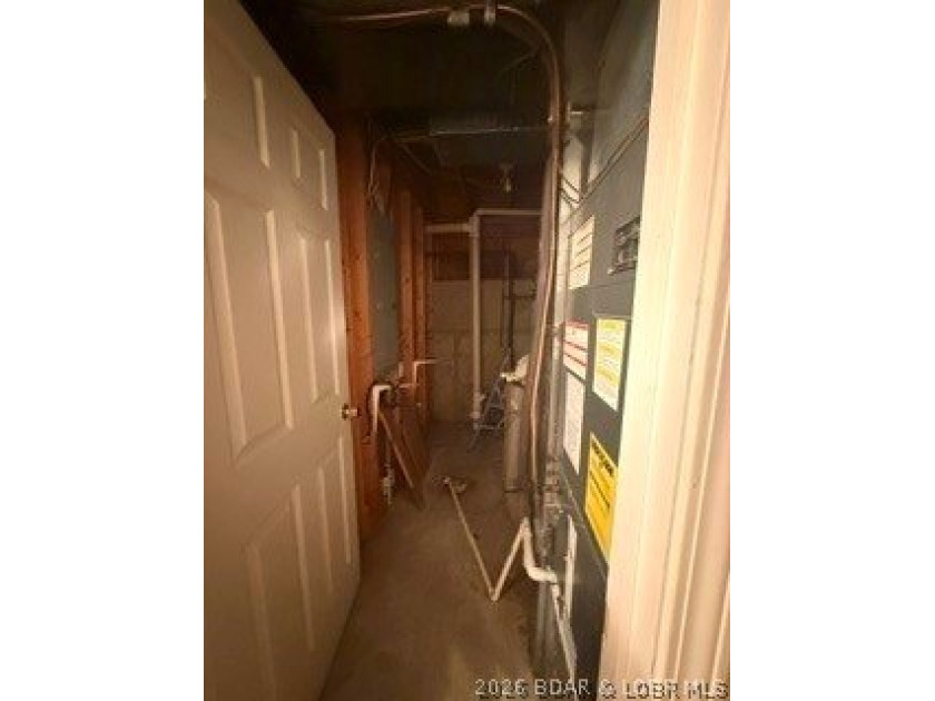 Investor special with serious potential! This property is in - photo 10