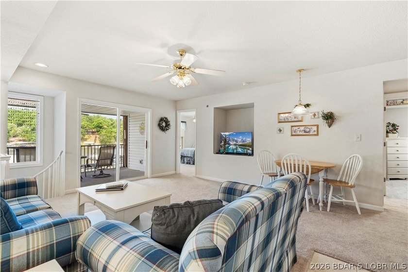 Rare opportunity at Lighthouse Landing! This fully furnished - photo 5