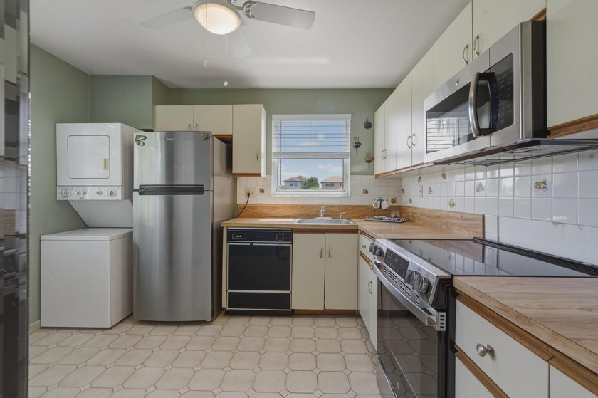 11200 SW 13th St 104 - photo 13