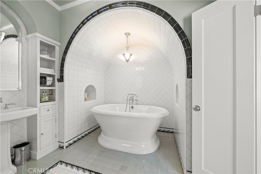 Unobstructed Ocean Views! Welcome to one of the most - photo 35
