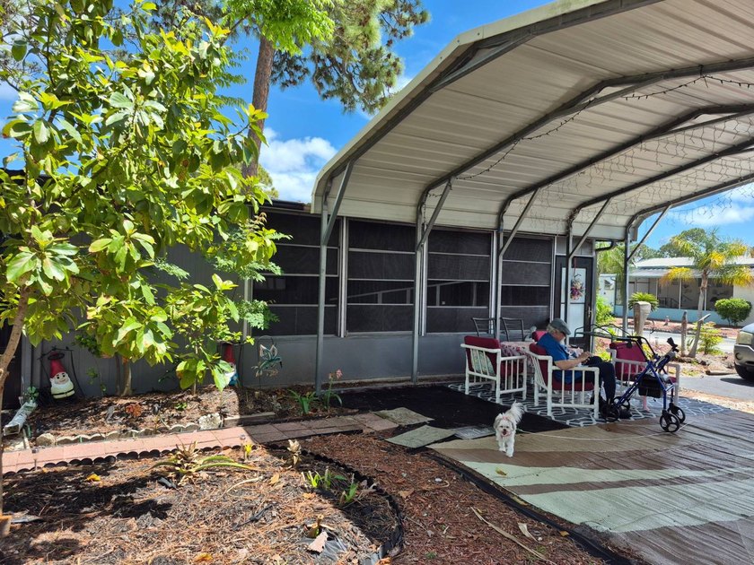 MOTIVATED SELLER! 2-Bedrooms and 2- bathrooms Located in a quiet - photo 5