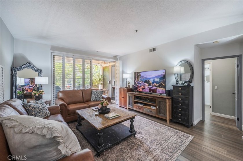 PRIME LOCATION WITH BREATHTAKING VIEWS ! Wait until you feel the - photo 46