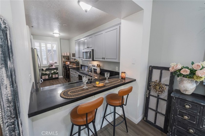 PRIME LOCATION WITH BREATHTAKING VIEWS ! Wait until you feel the - photo 47