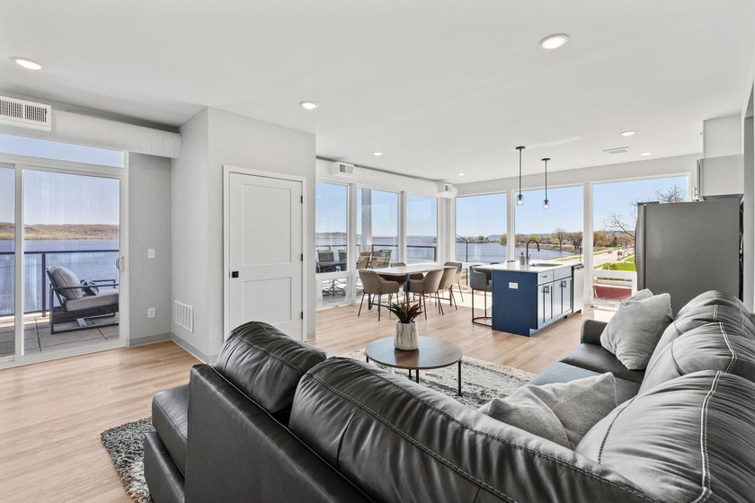 Whether you're looking for an investment property or a primary - photo 7