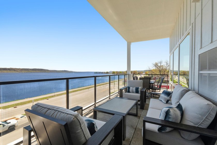 Whether you're looking for an investment property or a primary - photo 10
