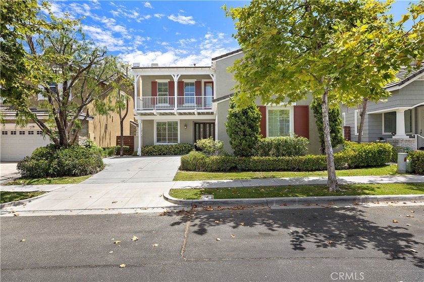 Welcome to this beautifully reimagined turnkey home, ideally - photo 35