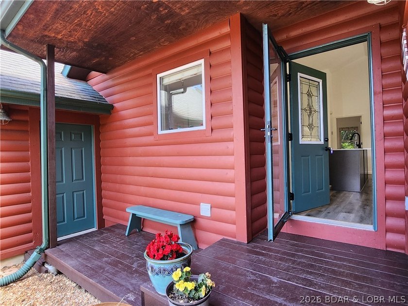 Welcome home to Fox Ridge! This is your rare chance to claim a - photo 5