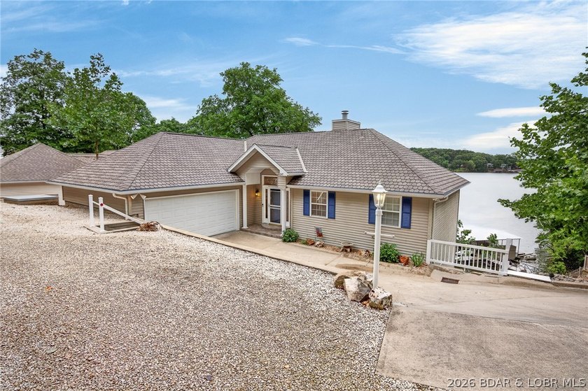 Nestled in the coveted Diamond Head subdivision along the quiet - photo 4