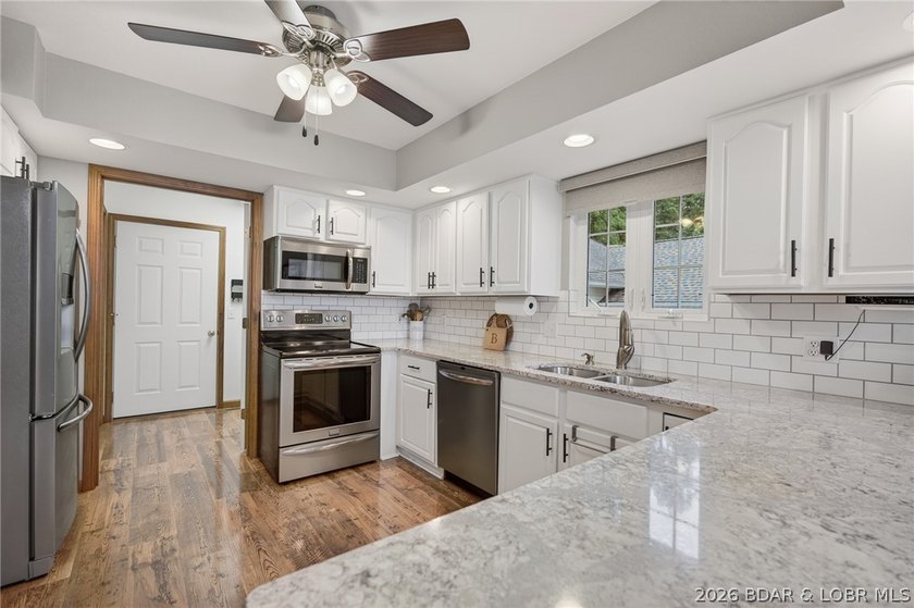 Nestled in the coveted Diamond Head subdivision along the quiet - photo 7