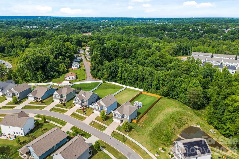 Welcome home to 240 Cramerton Mills Parkway in the heart of - photo 2