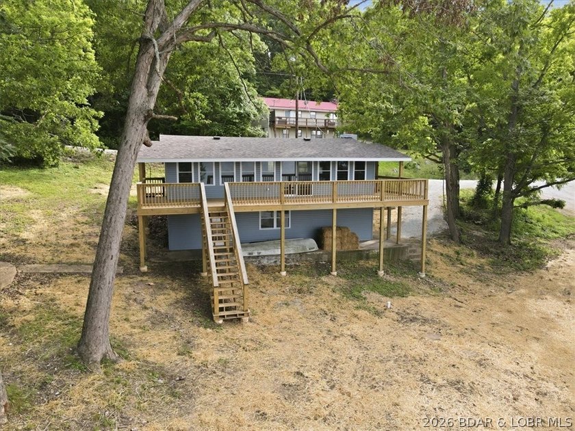 Adorable Lakefront Retreat/Newly Remodeled in 2026 at the 66MM - photo 5