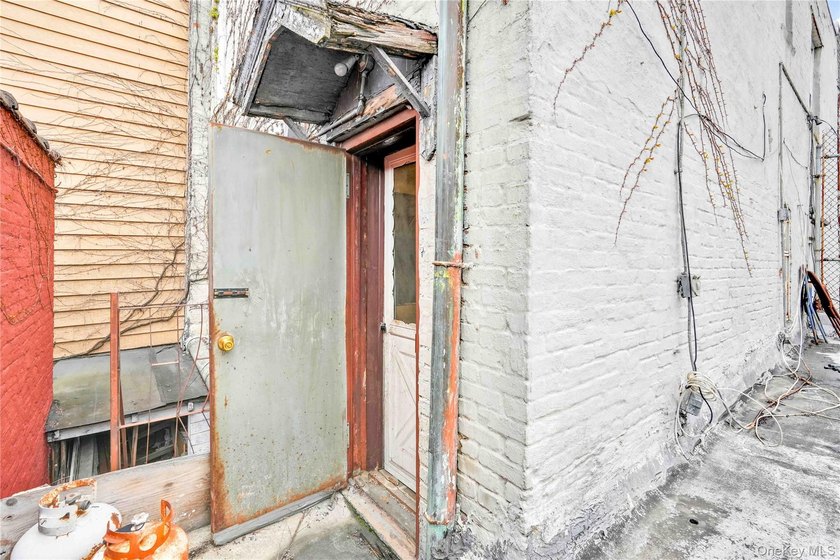 Welcome to 224 East 55th Street, a well-maintained mixed-use - photo 30