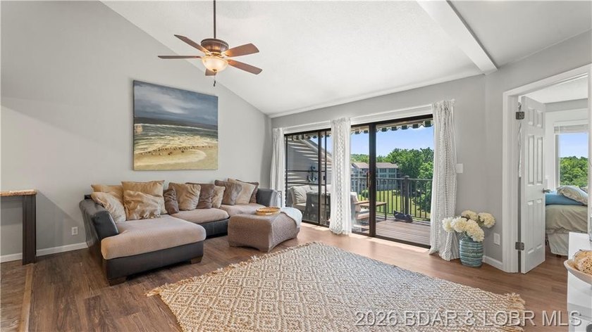Enjoy lake living with comfort, convenience, and investment - photo 3