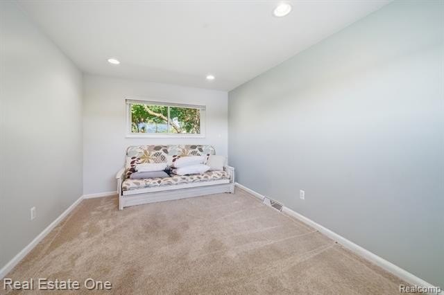 Beautifully updated Woodland Lake home where you can enjoy - photo 20