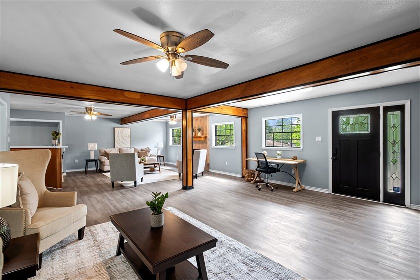 Welcome to 10946 Birdwood Circle in Corpus Christi, Texas. This - photo 21