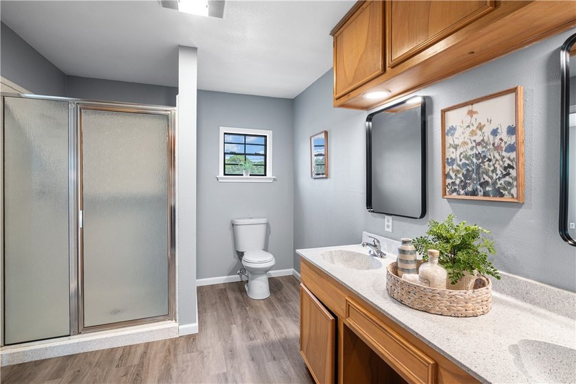 Welcome to 10946 Birdwood Circle in Corpus Christi, Texas. This - photo 26