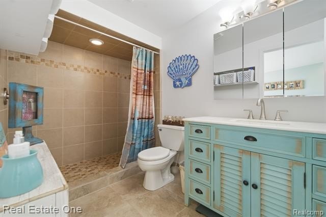 Beautifully updated Woodland Lake home where you can enjoy - photo 31