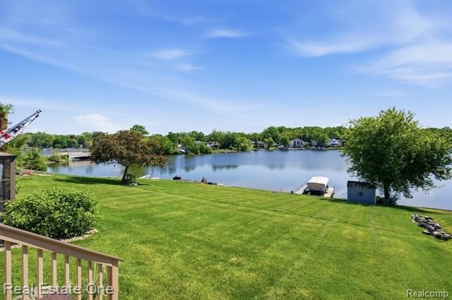 Beautifully updated Woodland Lake home where you can enjoy - photo 41