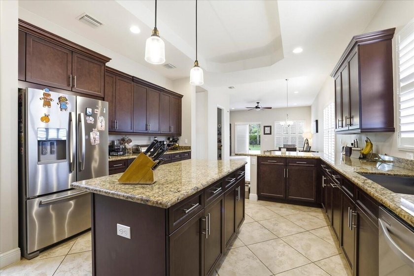 Seller preferred lender Credit up to $5,000 available** Rare - photo 23