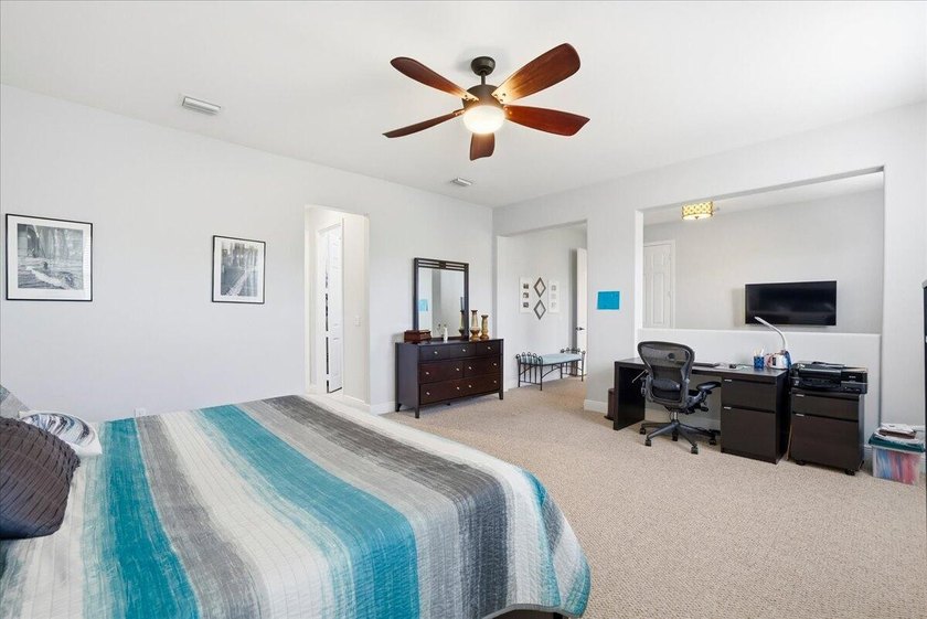 Seller preferred lender Credit up to $5,000 available** Rare - photo 36