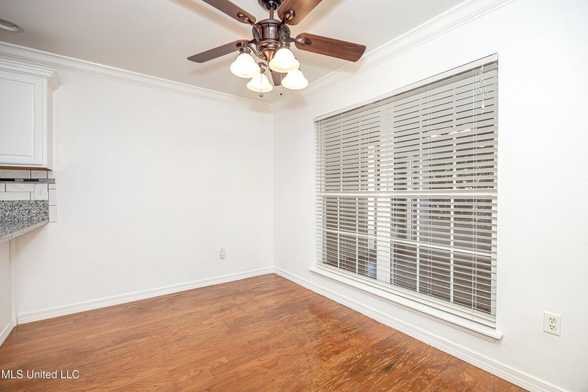 Conveniently located minutes from the interstate and downtown - photo 16