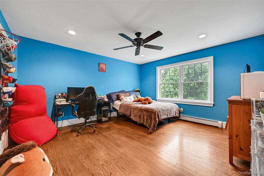 Nestled at the end of a private cul-de-sac in highly desirable - photo 36
