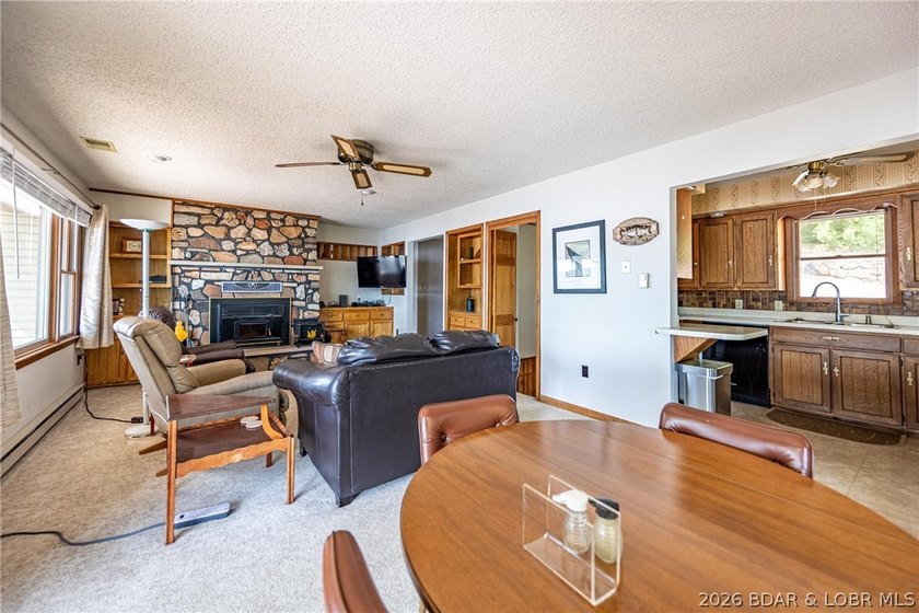 Charming Lakefront Haven at the 52 MM - A Lifetime of Memories - photo 6