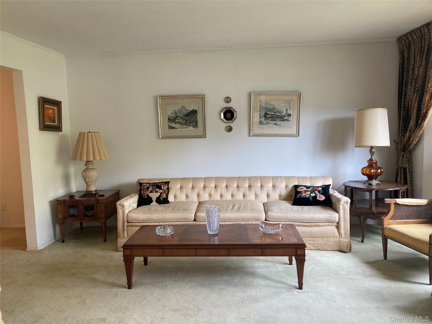 Orig owner loved living here for almost 70 yrs and raised the - photo 3