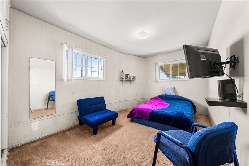 Investment opportunity in Wilmington! This well-maintained - photo 28