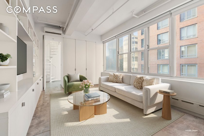 Welcome to PHNE at 347 West 39th Street. Perched atop a storied - photo 10