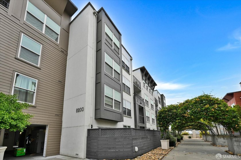 Most desirable Ground Floor Terrace Level unit now available - photo 28
