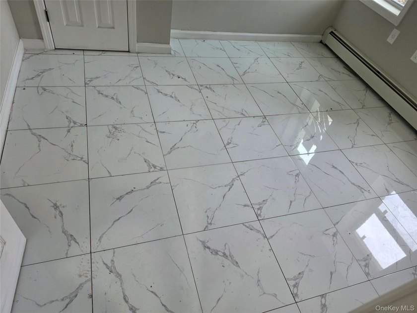 Welcome to this beautifully gut-renovated semi-detached - photo 38