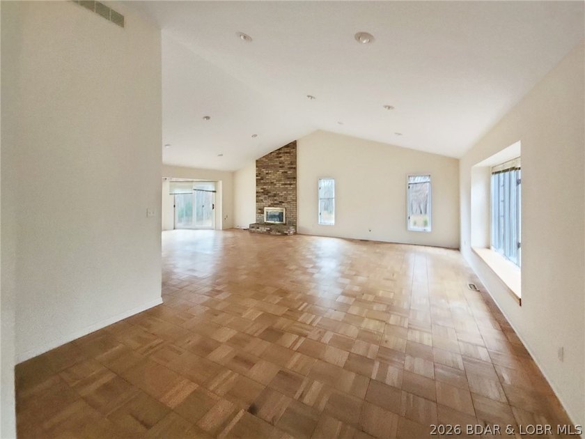 This property is part of first look offeree program and will be - photo 2