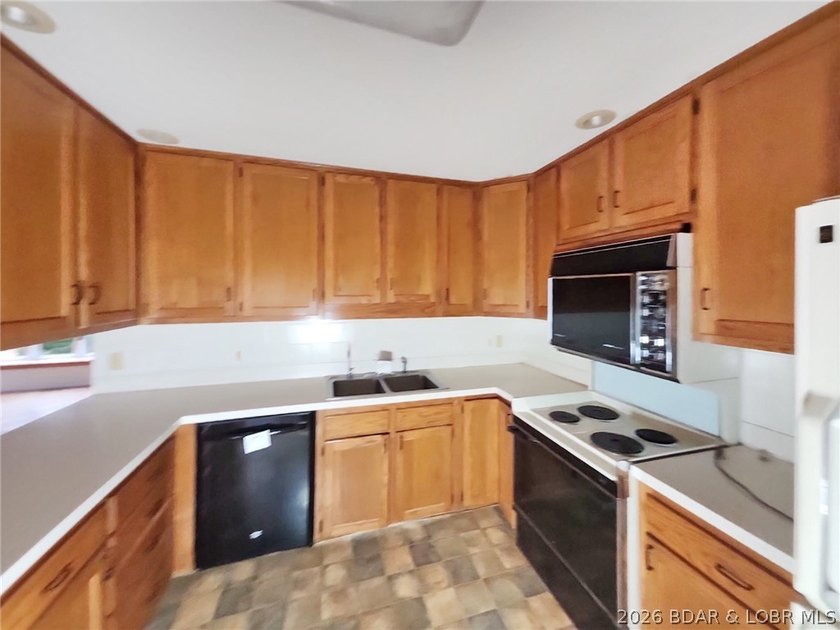 This property is part of first look offeree program and will be - photo 5