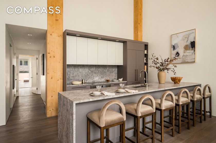 Sustainable Sophistication in the Heart of Williamsburg. Upon - photo 2